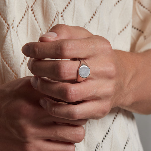 Henri Signet Ring in Silver