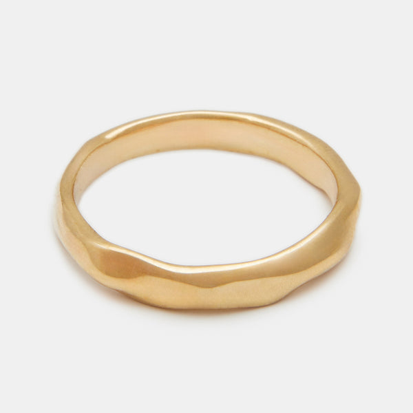 Henchey Coulée Band in Gold