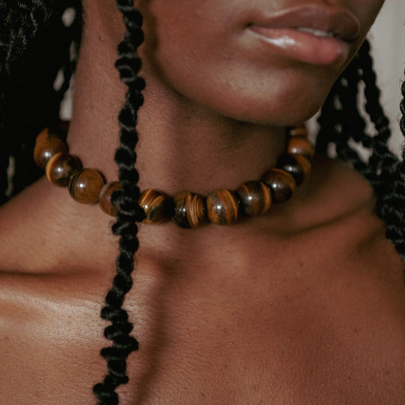 Caramel Stone Necklace & Golden Dance Clasp