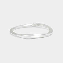 Simple Coulée Ring in Silver