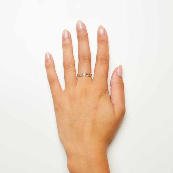 Trinity Coulée Diamond Ring in Silver