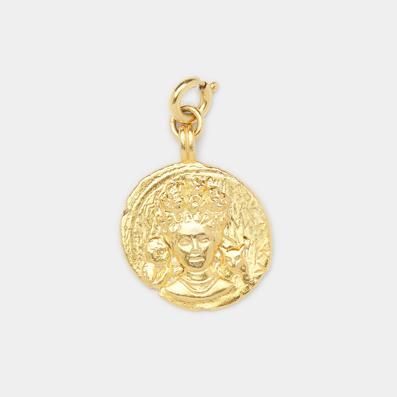 Freya Charm in Gold : The Artist